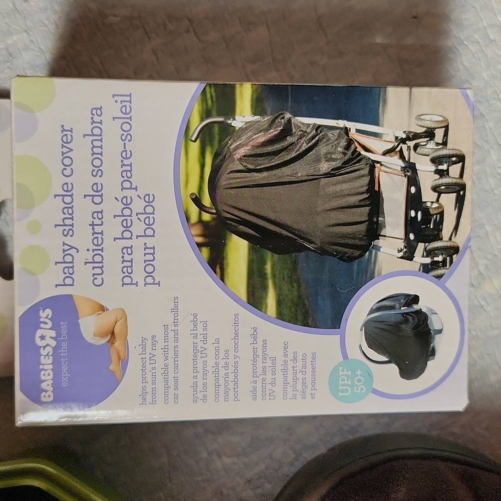NIB Babies r us baby shade cover. Fits most carseats and carriers. Upf 50+